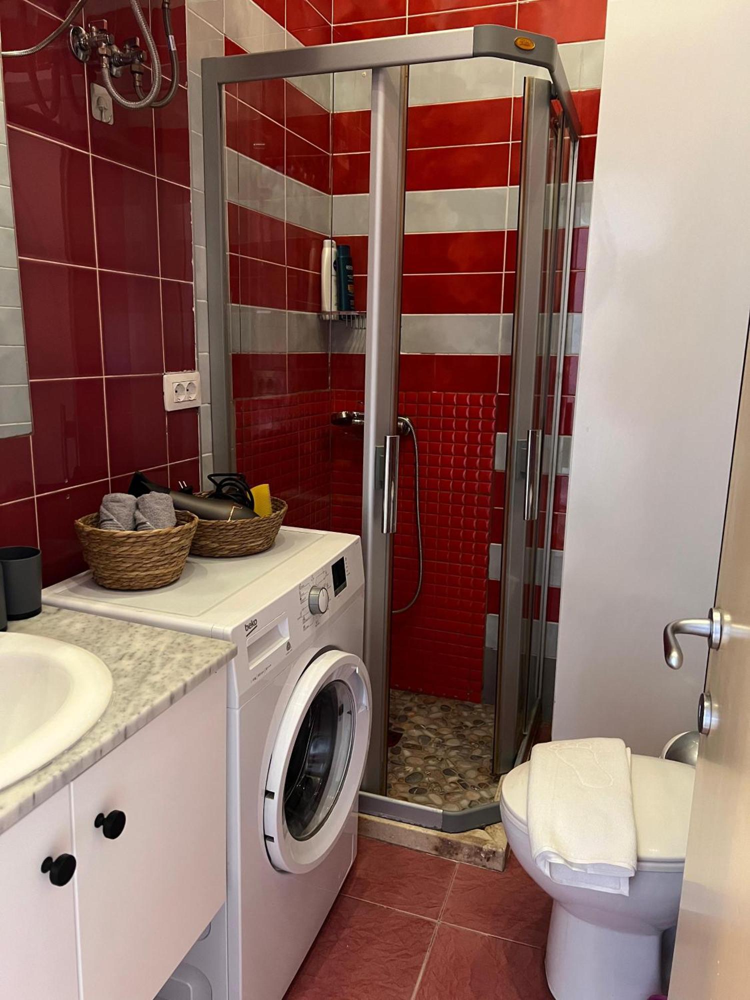 Downtown Dream Duplex * Tirana